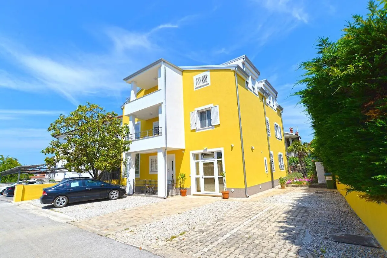 Apartments Marija 1648 0*, Porec Croatia